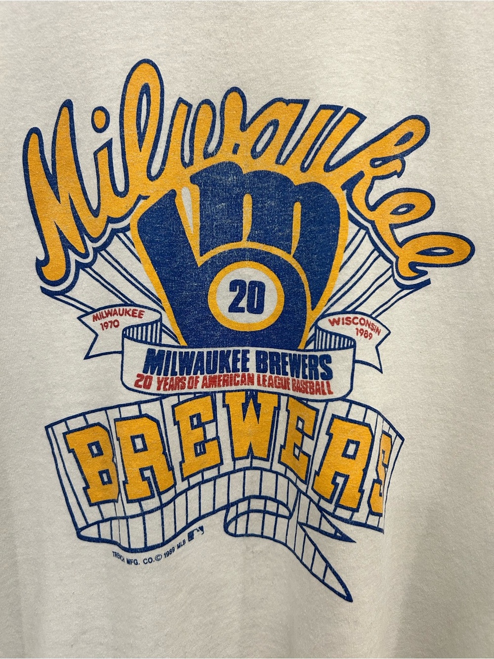 Vintage Milwaukee Brewers White Graphic Tee - Men's Short Sleeve Shirt - Picture 2 of 3